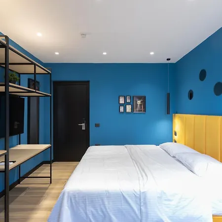 Kalpazo Blloku Guest house Tirana